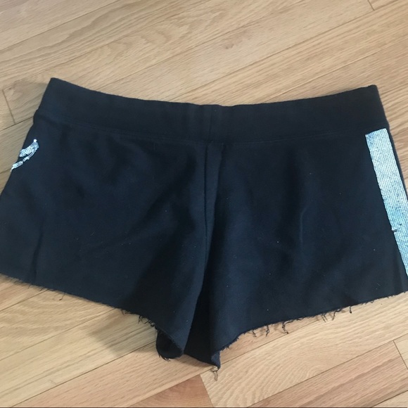 Black PINK fleece lined short shorts w/ drawstring - Picture 2 of 4